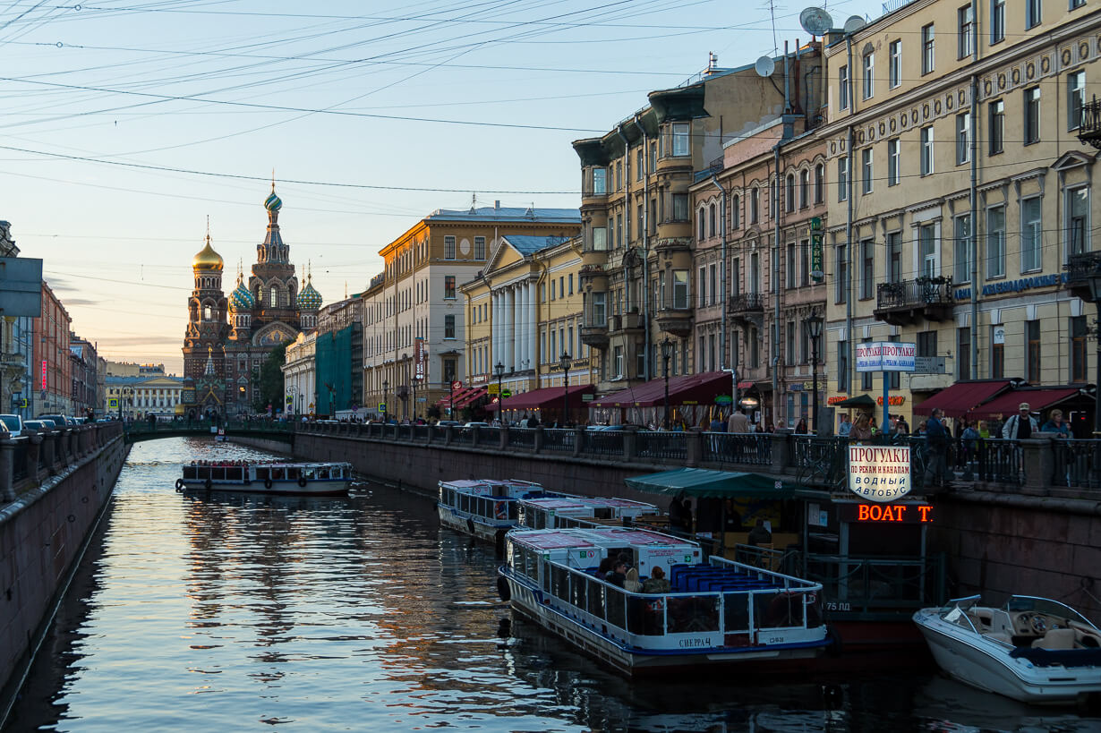 Pietarin kanava- ja jokiristeilyt, Venäjä