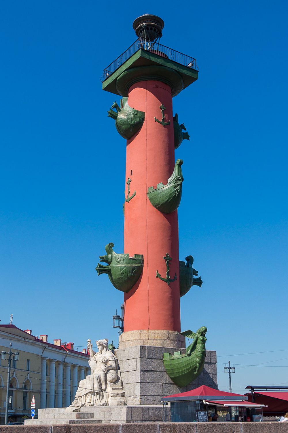 Strelkan kolonna, Pietari